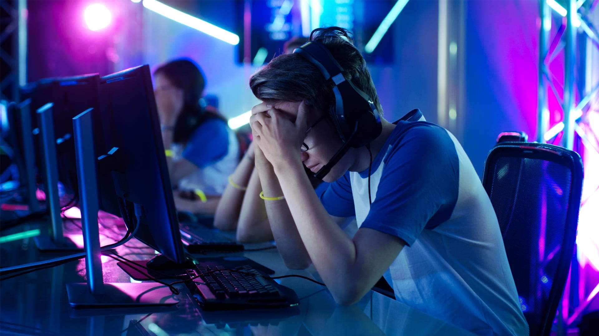 Unveiling The World Of Online Gaming: Tips And Tricks